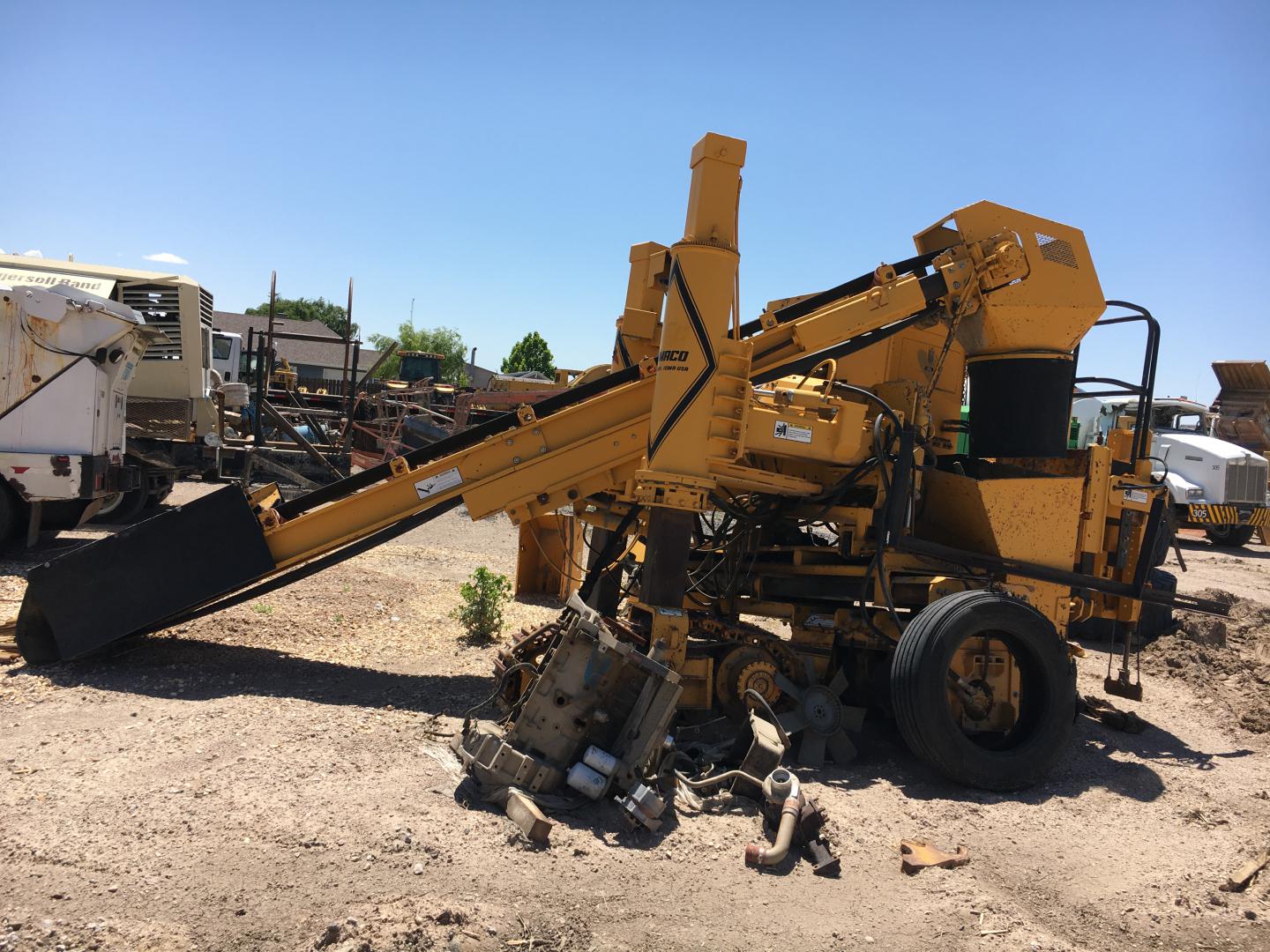 ./imagenes/INVOICE/2019/16119/PAVIMENTADORA PARA BORDES COMACO GT-3600 (10).JPG